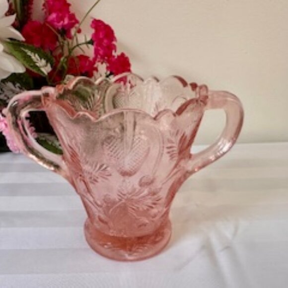 Fenton Pink Art Glass Vase Vintage Dual Handle Strawberry Pattern Scalloped Rim - Picture 3 of 7